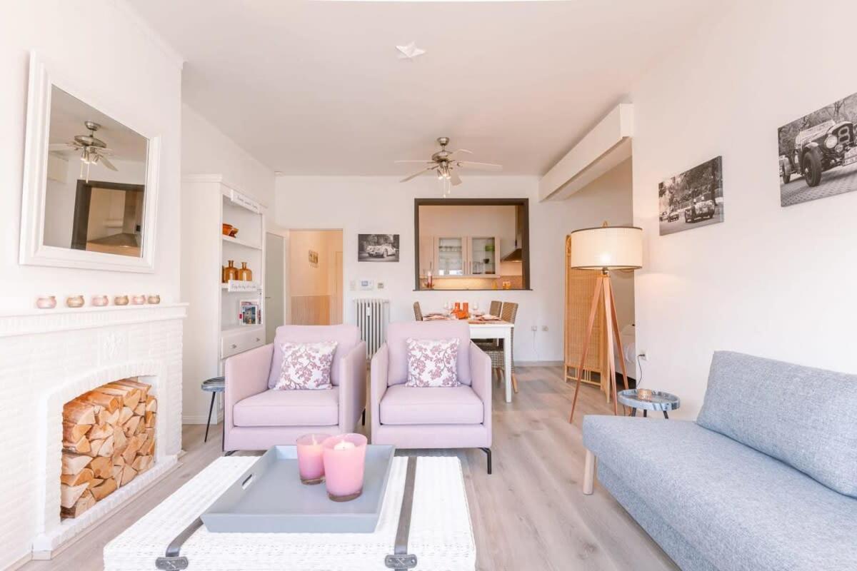 Huswell - Beautiful And Spacious Studio With Side Seaview Knokke-Heist Bagian luar foto
