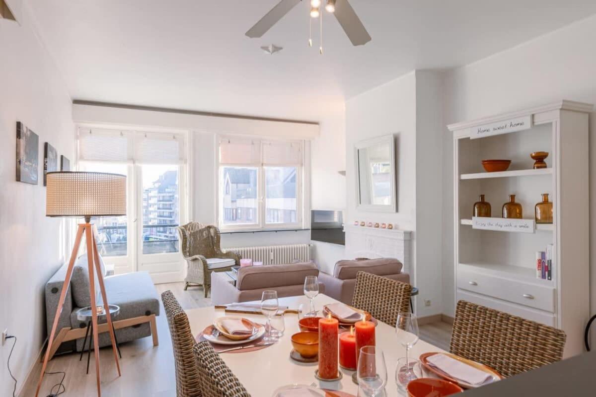 Huswell - Beautiful And Spacious Studio With Side Seaview Knokke-Heist Bagian luar foto