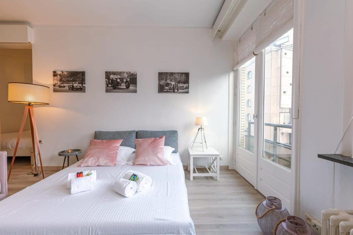 Huswell - Beautiful And Spacious Studio With Side Seaview Knokke-Heist Bagian luar foto